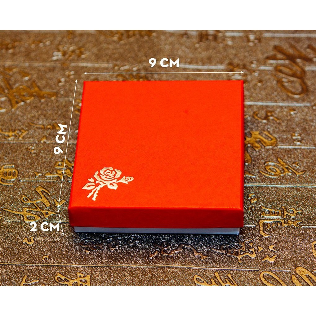 (Giá sỉ) Hộp Vuông Đỏ Siêu Cứng Siêu Thơm đựng vòng trang sức in hình hoa hồng 9x9x2 cm TA32 - ĐQTA | BigBuy360 - bigbuy360.vn