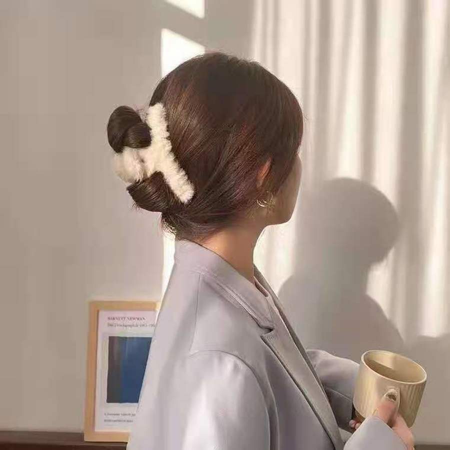 Kẹp tóc bằng lông nhung mềm phong cách Hàn Quốc thời trang ngọt ngào cho nữ