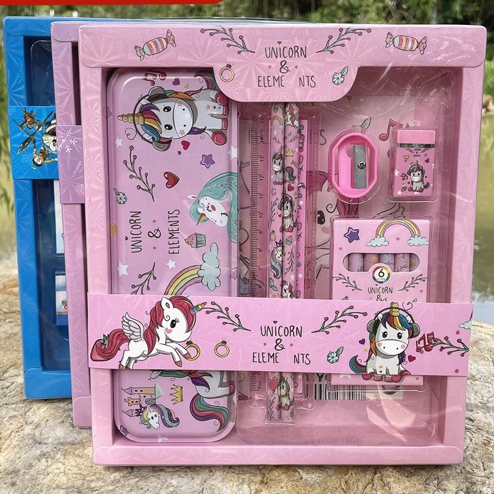 Set dụng cụ học tập cho bé 7 món (có sáp màu)