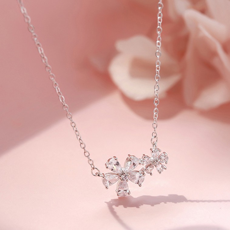 DÂY CHUYỀN HOA ĐÍNH ĐÁ BẠC - MELY 1065
