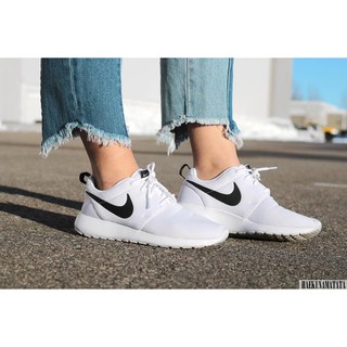 GIÀY THỂ THAO NIKE NỮ