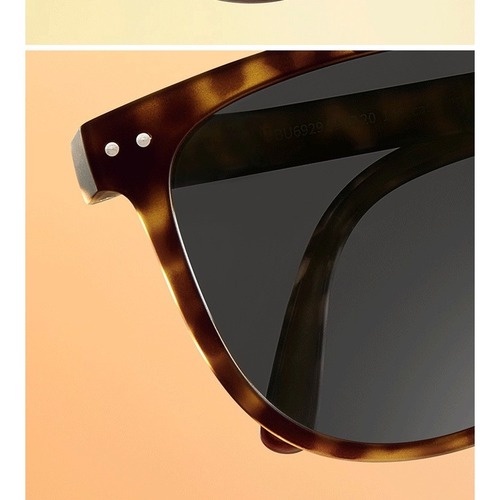 Kính mát gọng nhựa có thể gấp lại tiện lợi