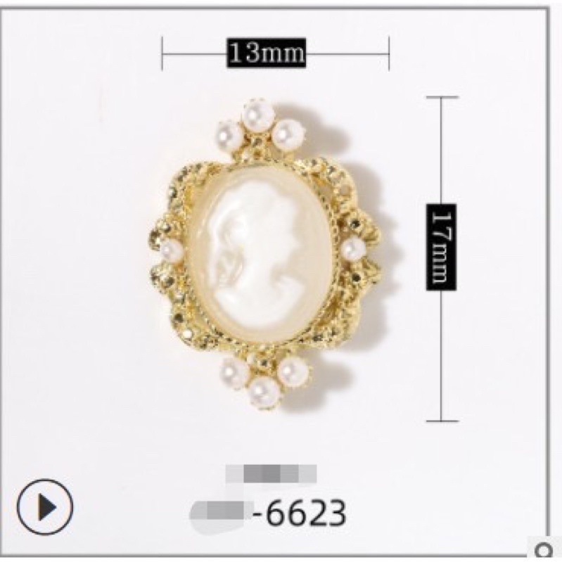 Phụ kiện gắn móng kim loại . Charm nai hình cô gái