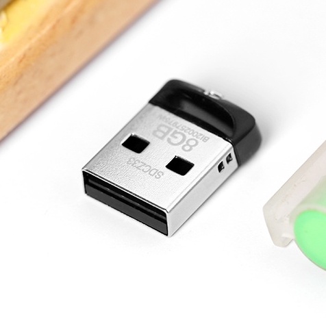 USB 2.0 8GB Sandisk SDCZ33 Đen