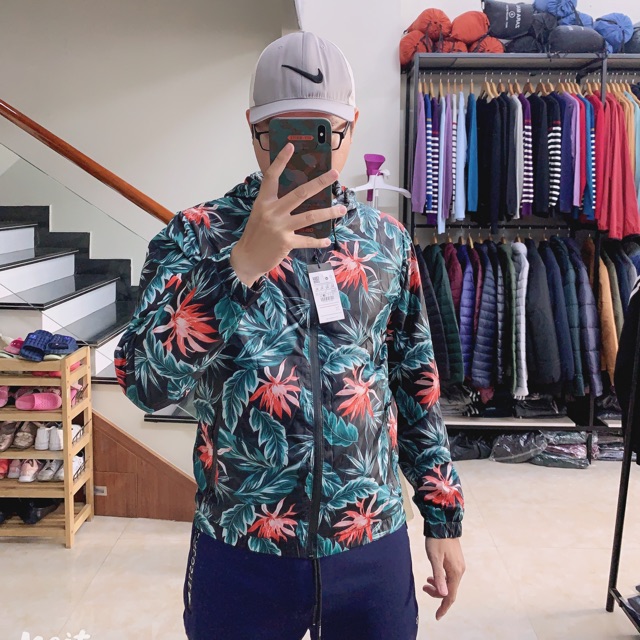Áo gió hoạ tiết