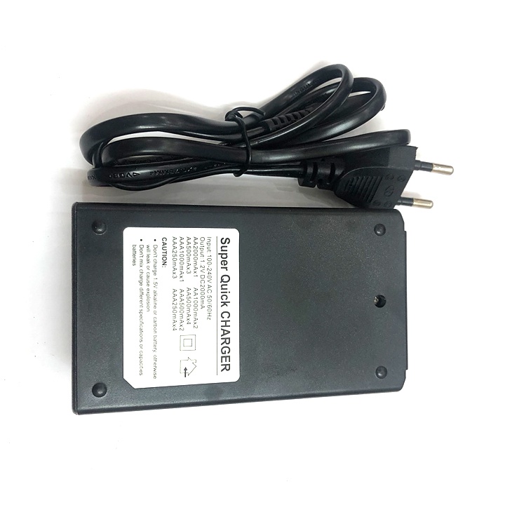 Bộ sạc pin AA/AAA Super Quick CHARGER cao cấp tự động ngắt khi đầy, sạc nhanh có màn LCD báo dung lượng pin.