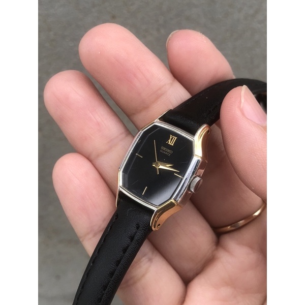 Đồng hồ nữ SEIKO CHÉM CẠNH NHẬT HÀNG 2hand