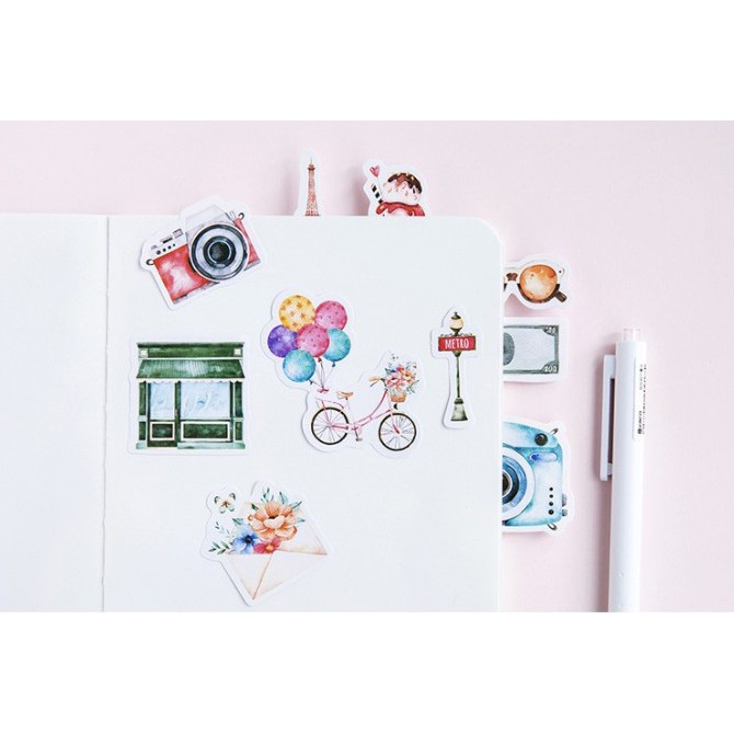Hộp 46 miếng sticker mẫu du lịch và máy ảnh