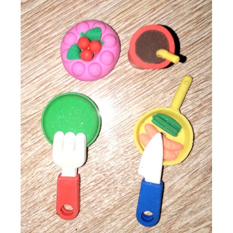 Sét 6 cái gom_tẩy hình bánh rất dể thương như hình