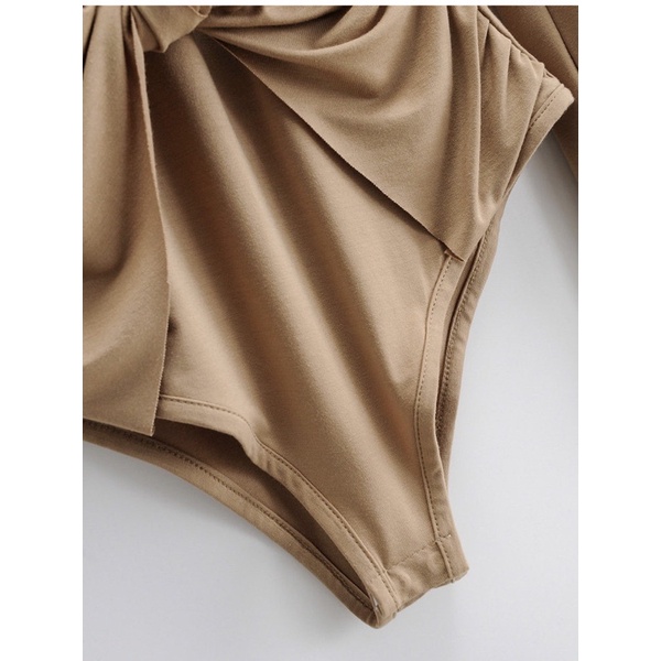 Áo thun dài tay bodysuit khoét vai kiểu dáng sexy