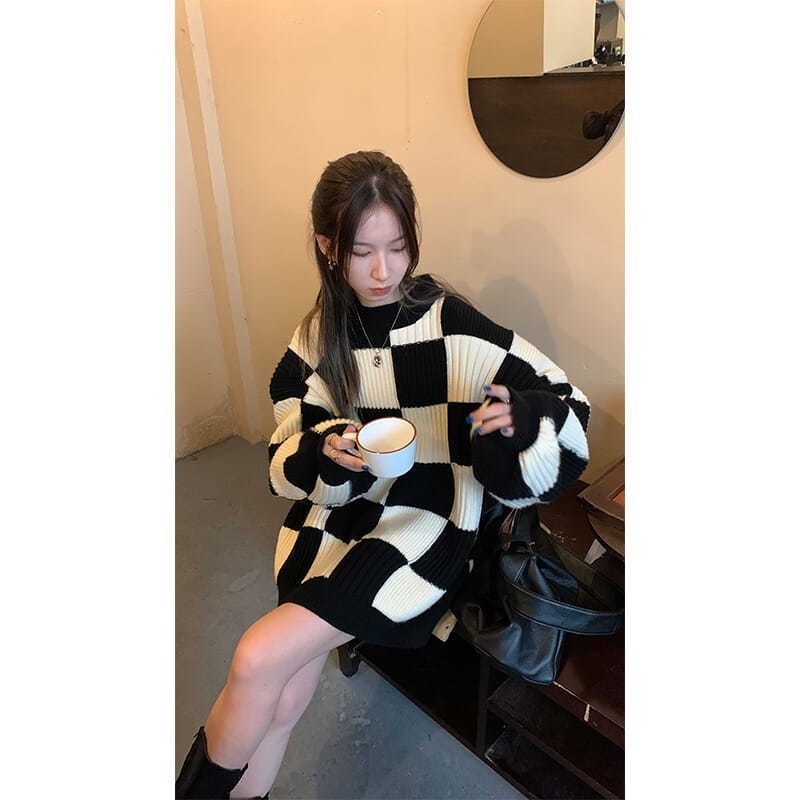 Áo len dài tay họa tiết ca rô thời trang dành cho nữ