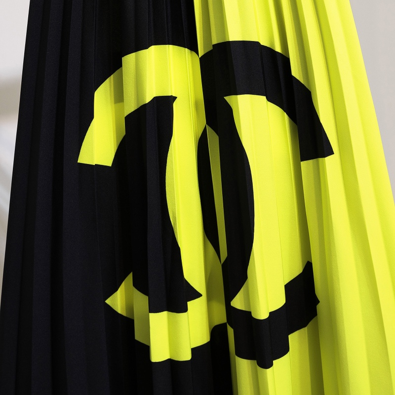 Chân Váy Midi Chữ A Xếp Ly Lưng Thun Mẫu Mới 2022