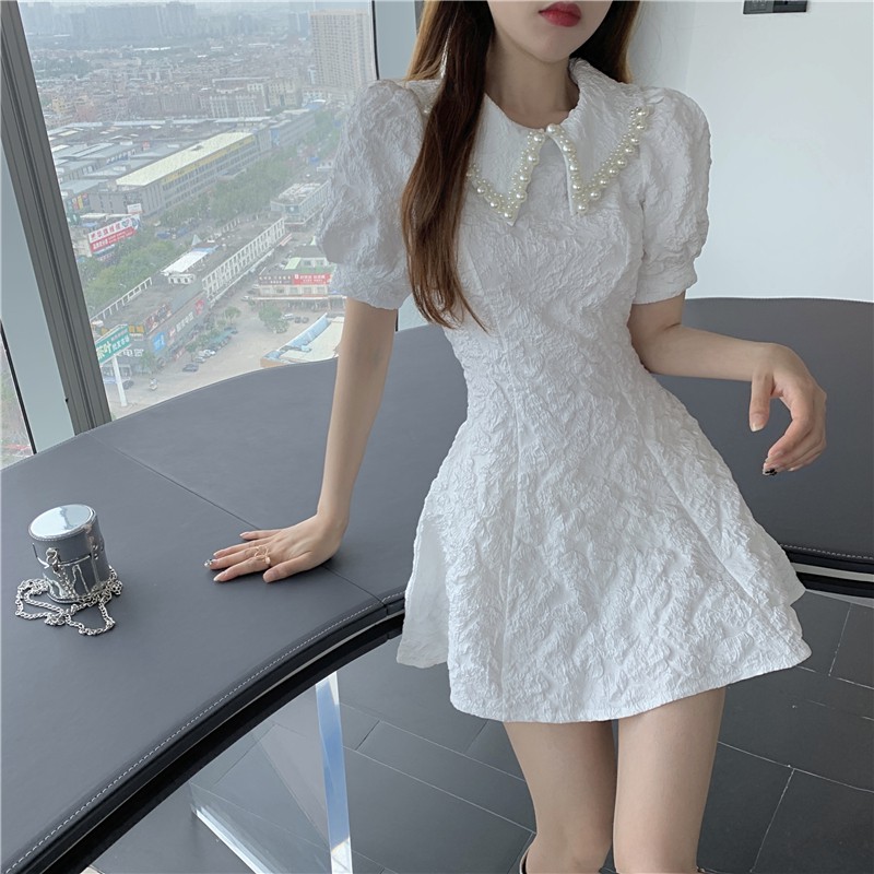 Đầm ngắn chữ A tay phồng cổ đính ngọc trắng nữ tính (có hình thật)