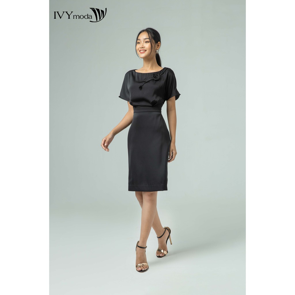 Đầm đắp ren sau lưng IVY moda MS 48M5357