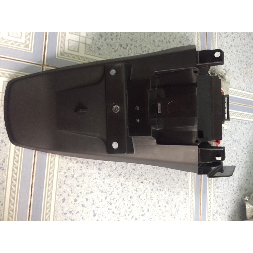 Đuội dè sau xe scr đuôi dè sau scr