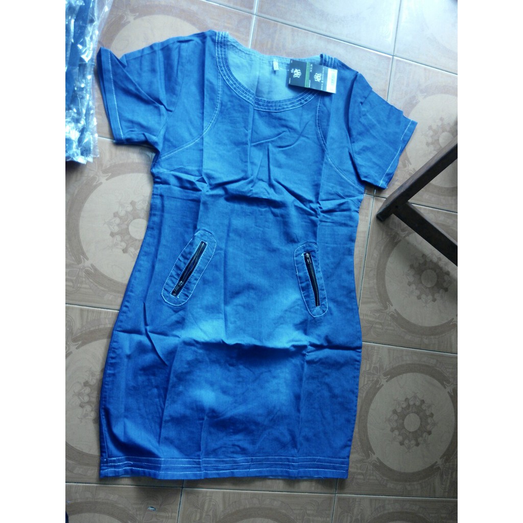 [SALE HOT] - ĐẦM JEAN CỔ TRÒN PHỐI TÚI DÂY KÉO – MS: D725 | BigBuy360 - bigbuy360.vn