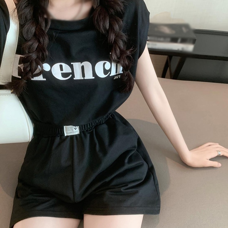 Set Áo Thun Ngắn Tay Hở Lưng + Quần Short Ống Rộng Thời Trang Nữ