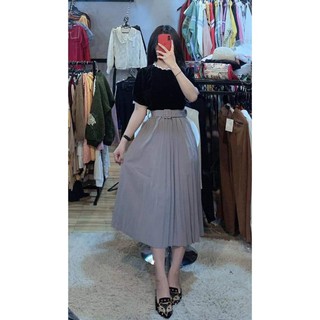 Chân váy xếp ly kèm đai
