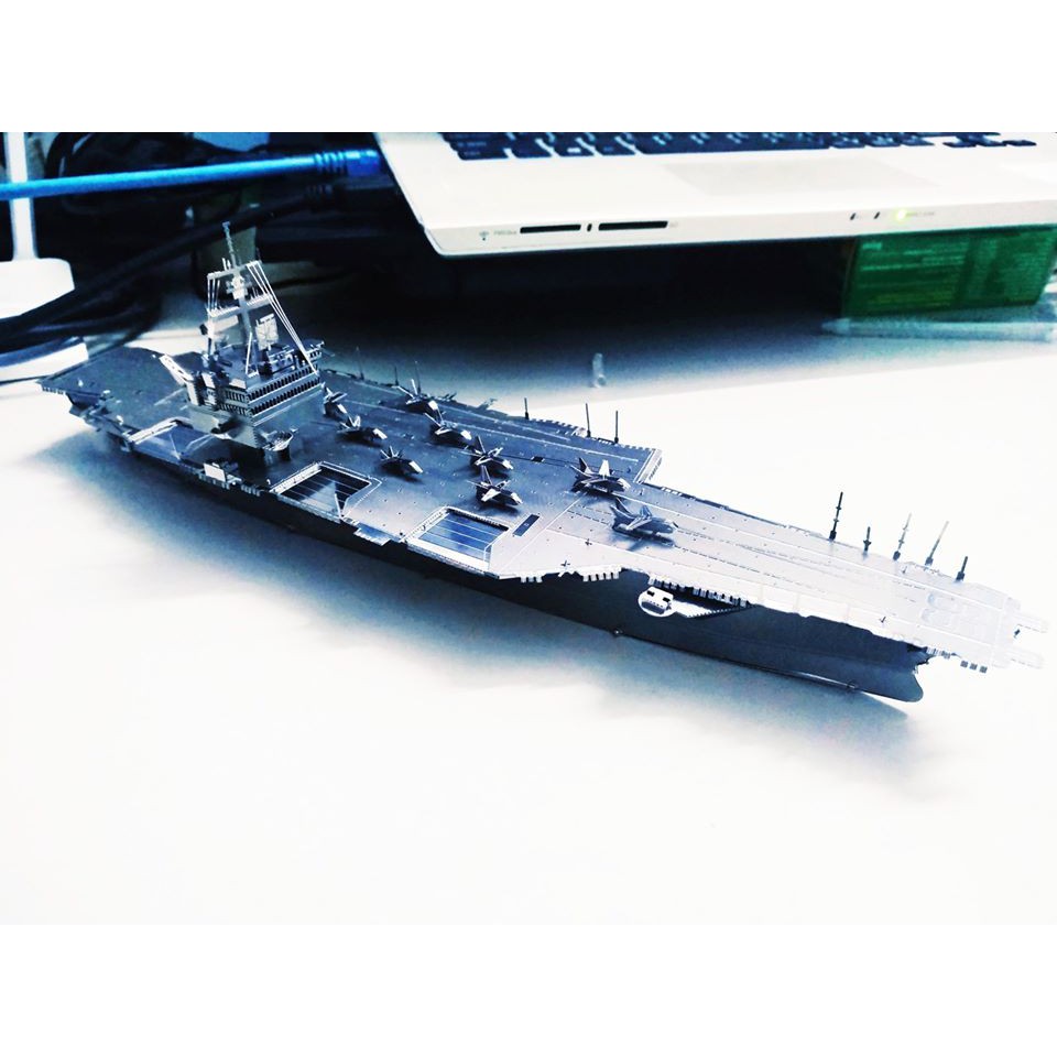 Mô Hình Lắp Ghép 3D Kim Loại Tự Ráp Piececool Tàu Sân Bay USS Enterprise CVN-65 - Chưa Lắp