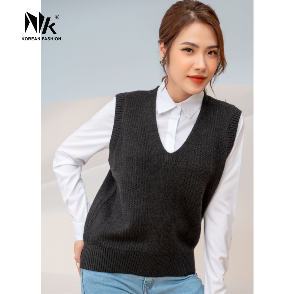 Áo Gile Len Nữ NK Fashion Thiết Kế Cổ Tim Trơn Màu Phong Cách Hàn Quốc, Chất Liệu Len Mềm Mịn NKFAL2109009