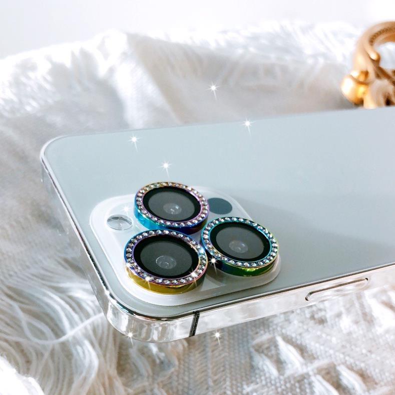 Dán bảo vệ từng mắt Camera 6 MÀU CẦU VỒNG, TITAN GỢN SÓNG cho iPhone 11 / 12 / 13 / MINI / PRO / MAX
