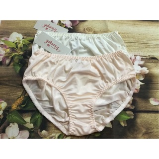 Quần lót nữ Triumph 09 midi ( 76 - 907 .Valise )