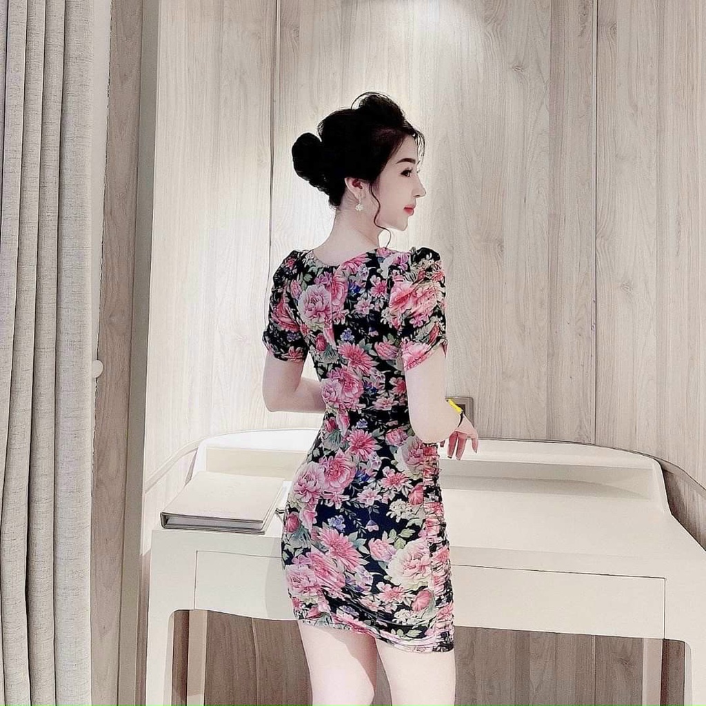 Đầm body cổ vuông đầm xinh họa tiết phối hoa 3 màu đen nure và xanh màu nào cũng tôn dáng tôn da cho chị em đi tiệc phố