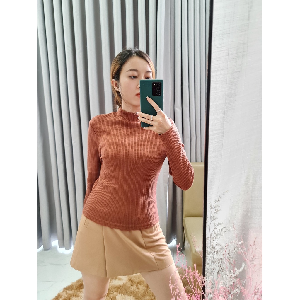 Q9427 - Áo Paper crane cổ lọ, tay dài, chỉ nổi