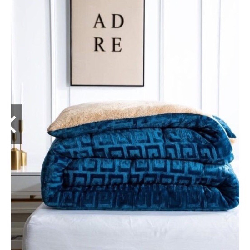 CHĂN LÔNG CỪU CHỮ VẠN SIÊU ĐẸP 3,5 kg