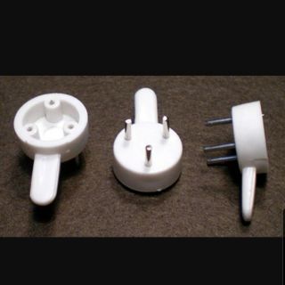 ĐINH 3 CHÂN DÙNG ĐỂ TREO TRANH