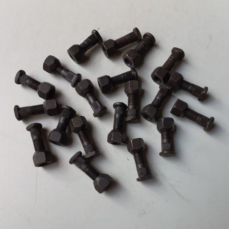 Combo ốc tắc kê ô tô tải KIA K2700 ( gồm 12 con )