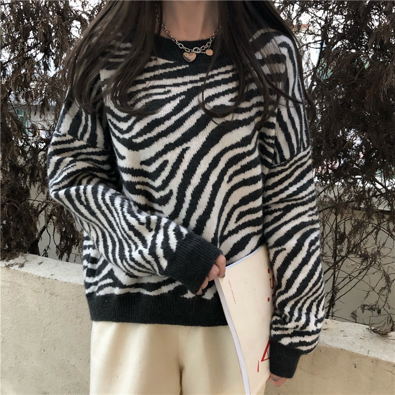 Áo sweater ZHELIHANGFEI tay dài dáng rộng in họa tiết sọc ngựa vằn phong cách retro cá tính trẻ trung