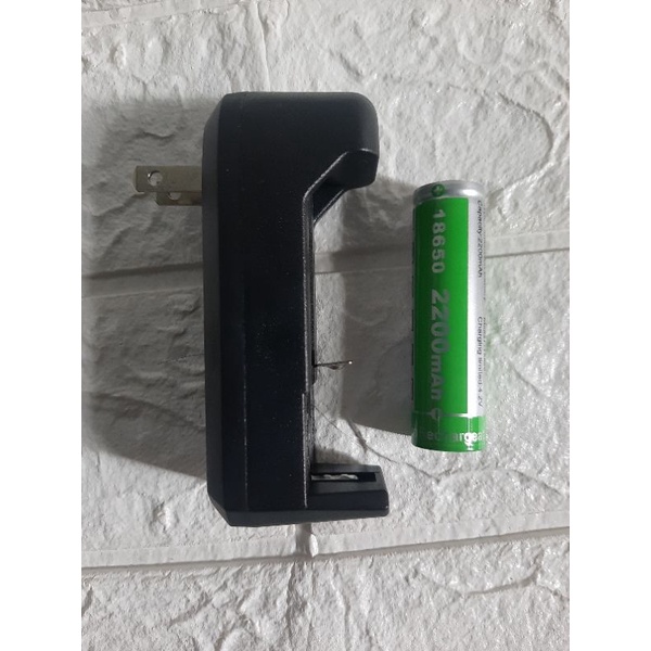 Cục Sạc Pin 3v7, 4v2 Loại 1 Pin ( kèm pin sạc dành cho loa 4v2__2.200mah )
