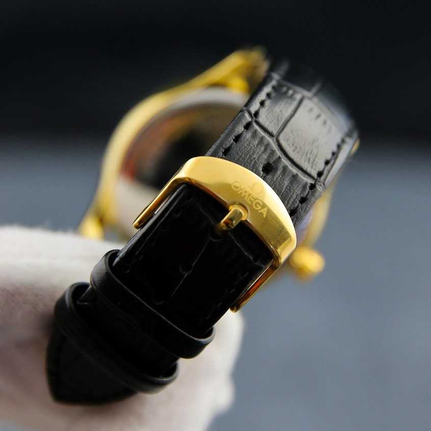 Đồng hồ nam dây da OM003207 phong cách Ý mặt tròn hiển thị lịch ngày – Thiết kế sang trọng – Lịch lãm | BigBuy360 - bigbuy360.vn