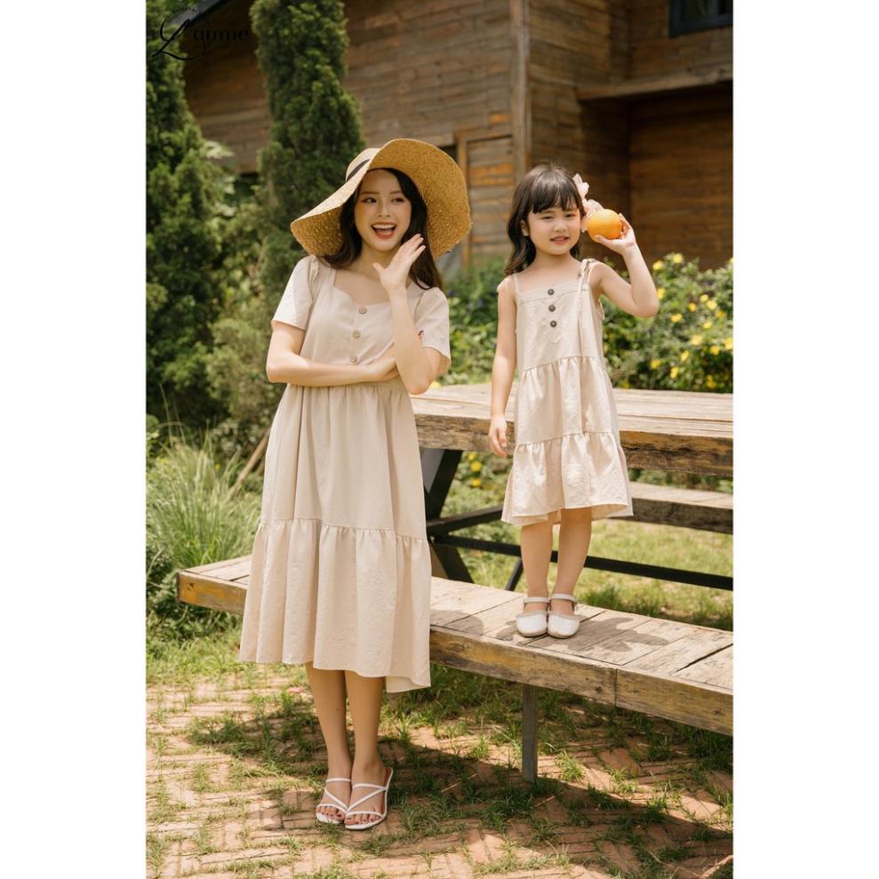 NHG Váy bầu đẹp Bella Dress chất đũi mềm mát, dáng suông phù hợp mọi vóc dáng, có cúc tháo rời by LAMME