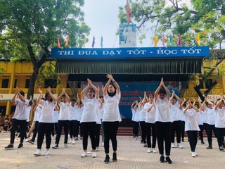 Áo phông cổ tròn 100% hình thật
