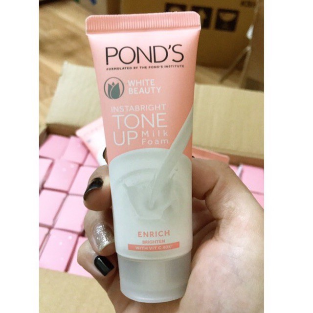 [ SÁNG DA-NÂNG TÔNG 40g ] Kem sữa rửa mặt dưỡng trắng nâng tông Pond's White Beauty 40g