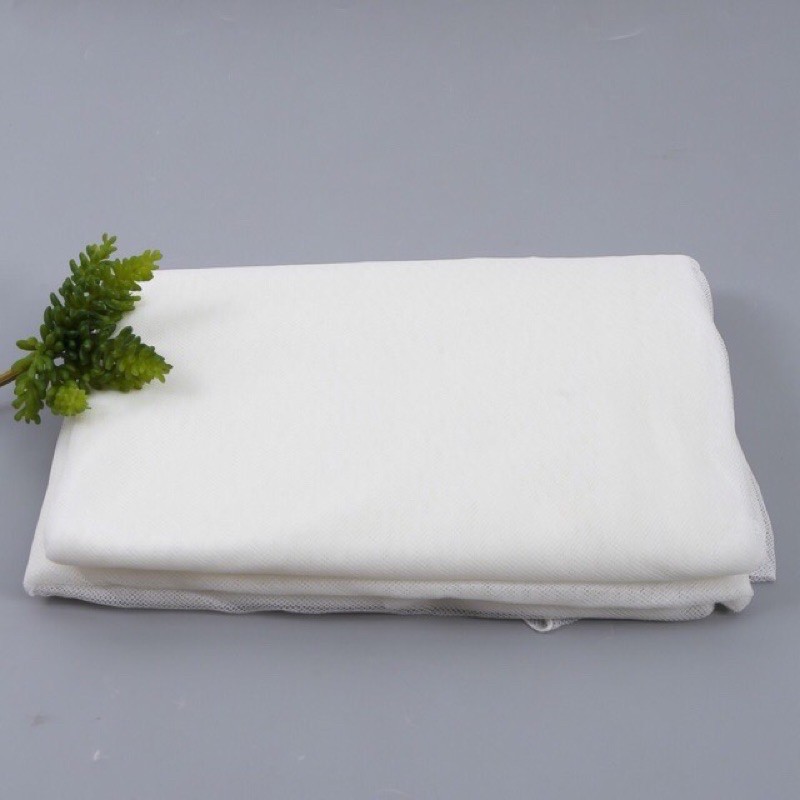 Màn Tuyn Không Cửa Màu Trắng