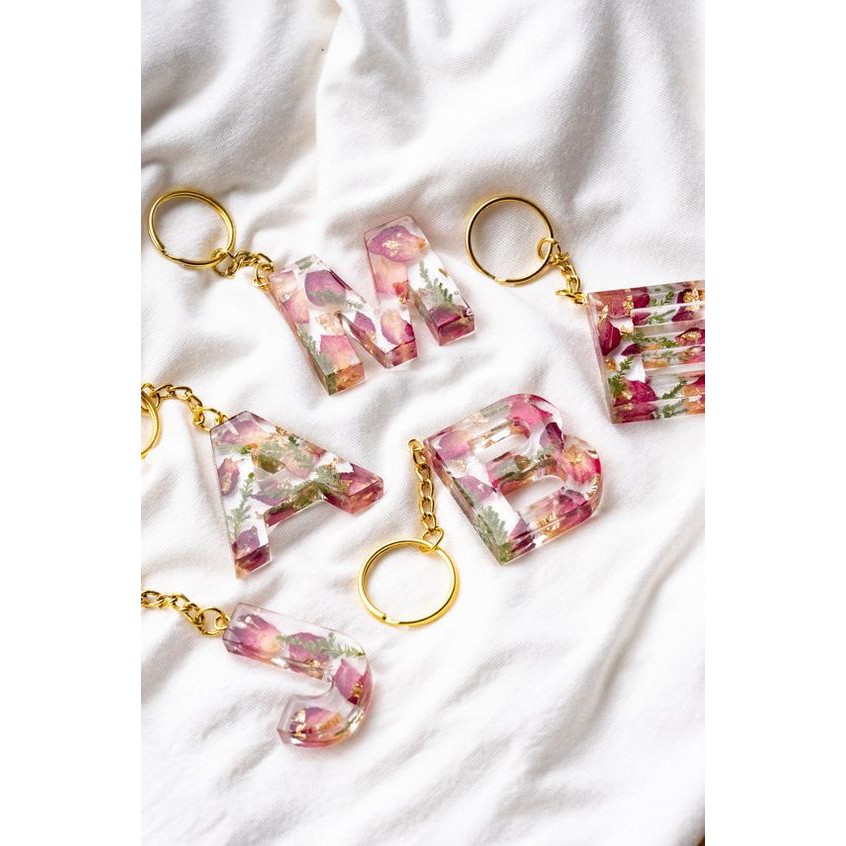 Móc khóa thiết kế theo tên riêng handmade Resin - Name