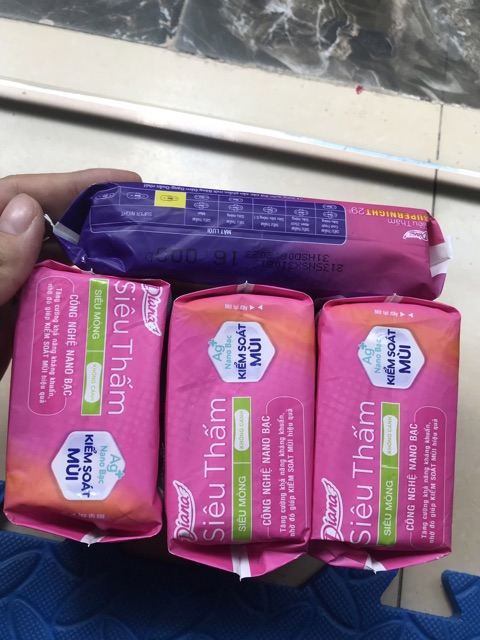 TẶNG BVS ĐÊM 16k KHI MUA 3 gói DIANA SIÊU THẤM 19k băng vệ sinh