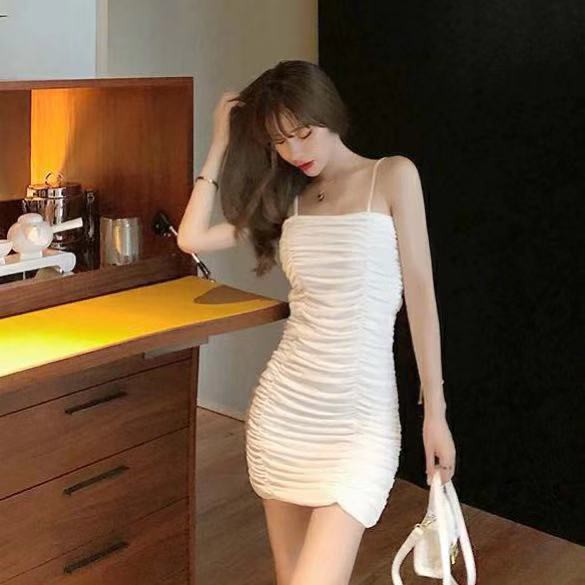 Váy trắng body sexy đi bar bó eo tôn dáng xếp gấp mẫu mới 2021 chất vải thun Hàng Quảng Châu