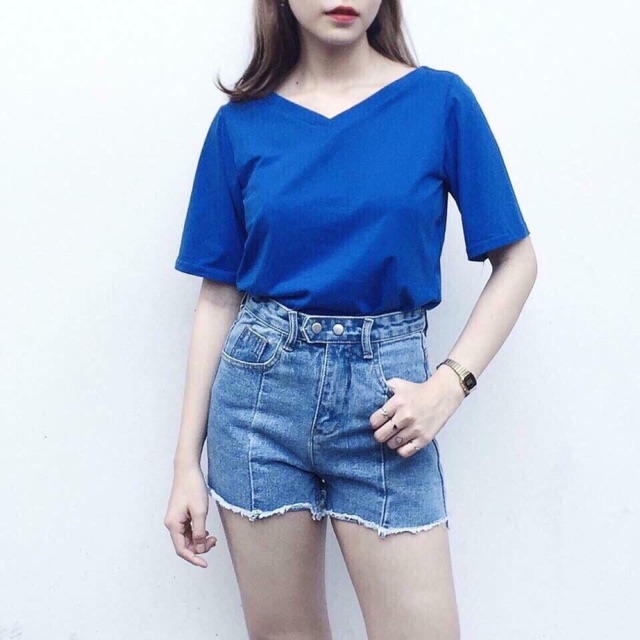 Áo thun cổ tim form rộng siêu xinh