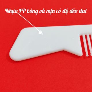 Lược chải tóc mini 13cm màu trắng