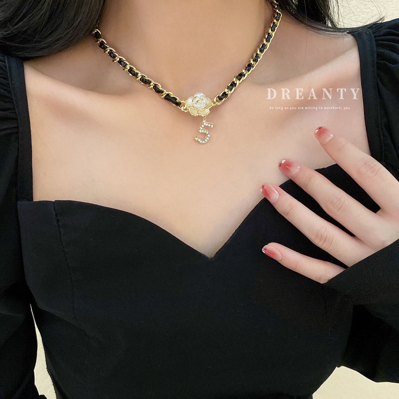 Vòng Cổ Dây Da Đính Hạt Ngọc Trai Và Hoa Phong Cách Âu Mỹ Cổ Điển Thời Trang Cho Nữ