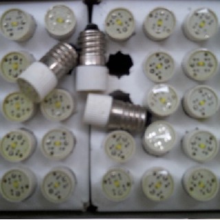 BÓNG ĐÈN LED ĐUÔI XOÁY  ĐƯỜNG KÍNH ĐUÔI 10MM CÁC MÀU
