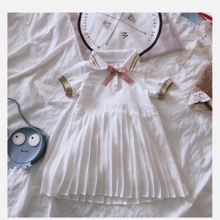 Đầm xếp ly bé gái