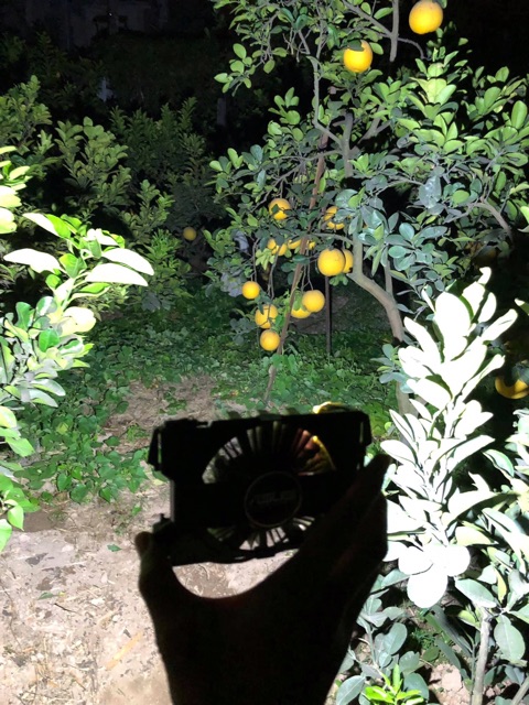 Đèn led siêu sáng 3.7V - 4.2V 20W sáng trắng, sáng vàng