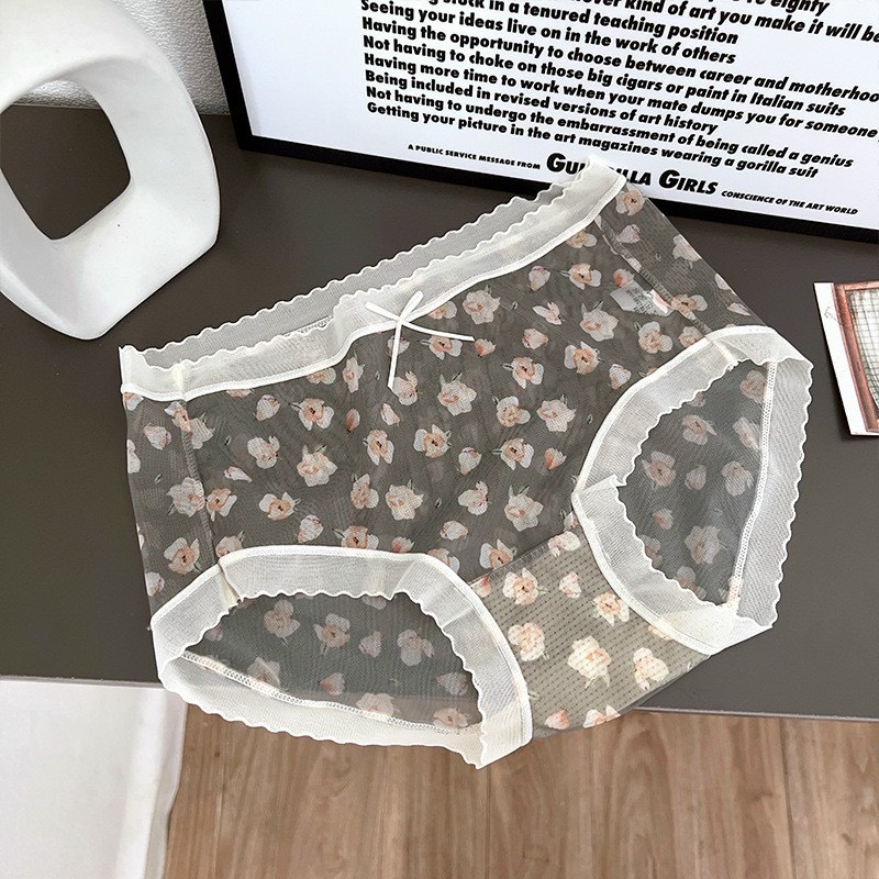 Quần Lót Nữ Ren Lưới Họa Tiết Hoa Nhí Dễ Thương 3392