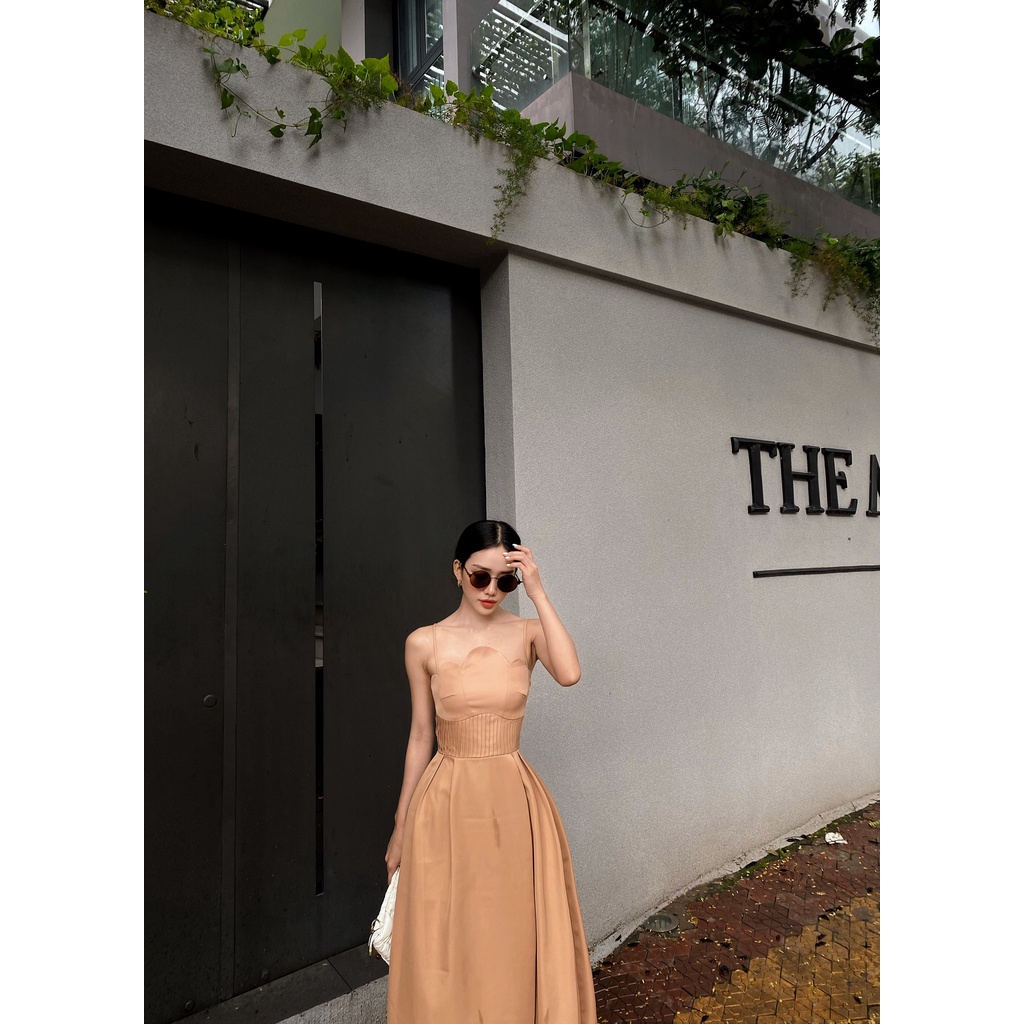 Đầm 2 Dây Dáng Dài Ôm Eo Đẹp Lạ Đâm Dự Tiệc Thiết Kế Form Chuẩn Cao Cấp - MIRA Fashion