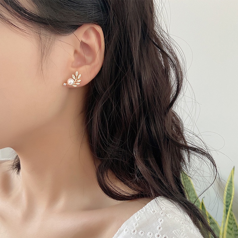 Bông tai nữ Hàn Quốc hình lá đính trai siêu xinh BAG U BTLATRAI2